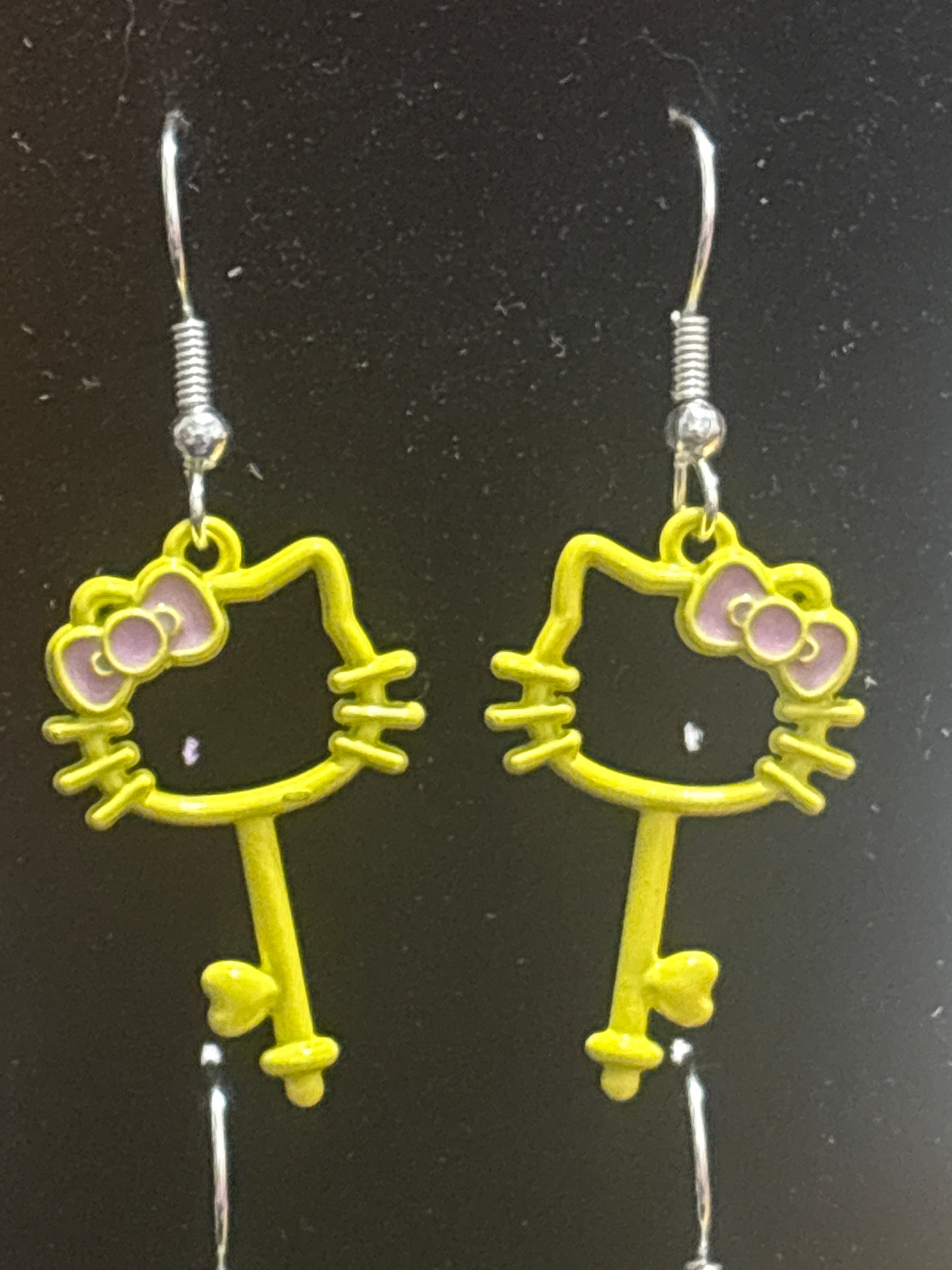 Hello Cat Key Heart Earrings